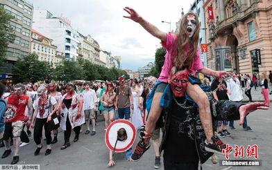 每日吃瓜捷克街头