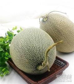 过量吃哈密瓜,揭秘潜在健康风险